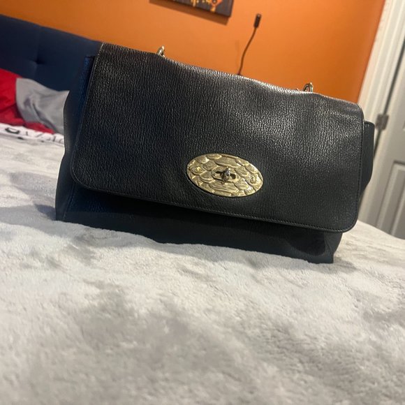 Mulberry - Medium Lily - Picture 10 of 12